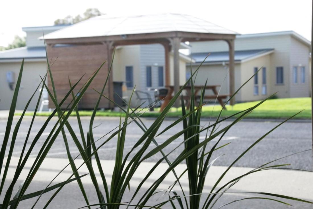 Golden Palms Motel Geelong Exterior photo