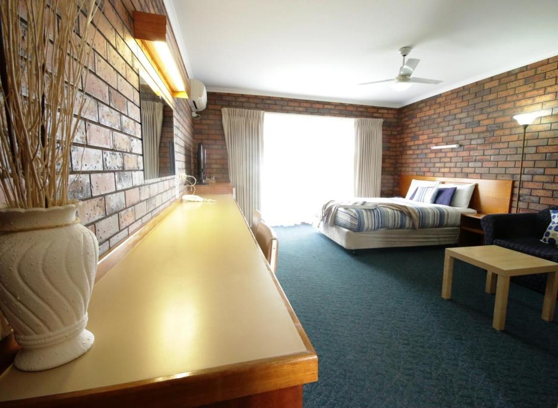 Golden Palms Motel Geelong Exterior photo